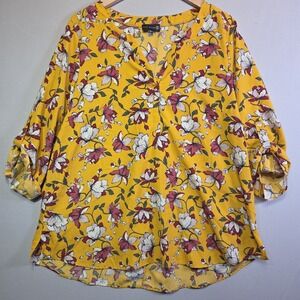 Ryan Wythe Womens 1X Yellow Floral Blouse 3/4 Roll Tab Sleeve V-Neck Made USA Pl